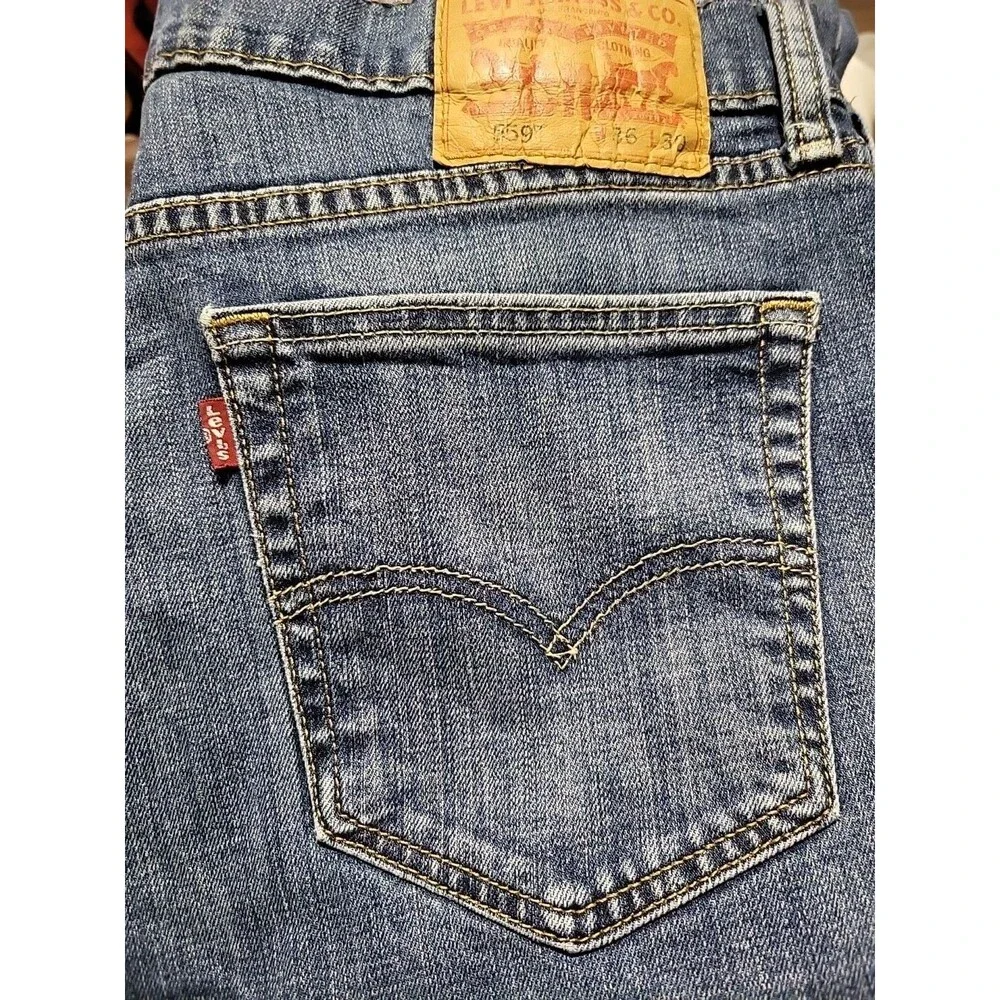 Levis Strauss Mens 559 Tag Size 36 x 30 Dark Wash Straight Leg Denim Jeans